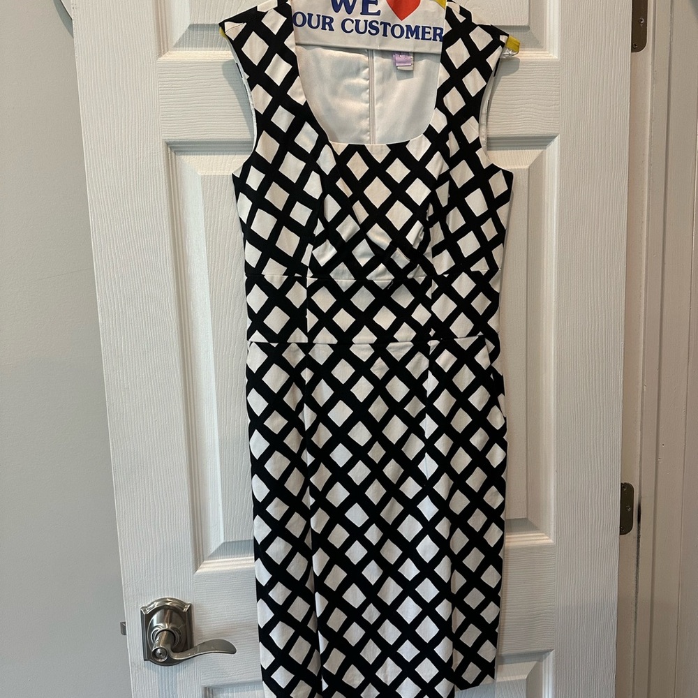 White House Black Market Criss Cross Sheath Dress - Size 4